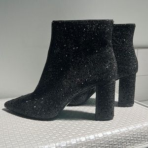 NEW BETSEY JOHNSON CADY BLACK WOMEN’S ANKLE BOOTS Size 11